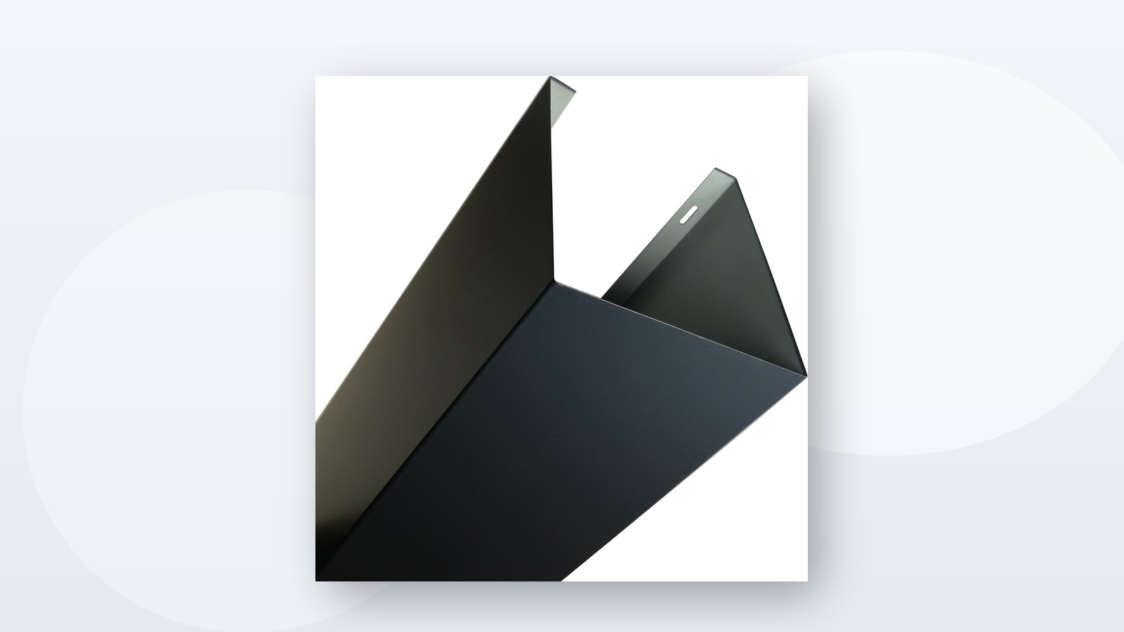 Maskownice i obudowy z blachy - osłona instalacji i detali elewacji